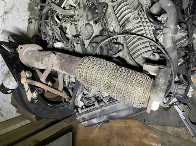 Труба вихлопна, від каталізатора до глушника 31293868 VOLVO