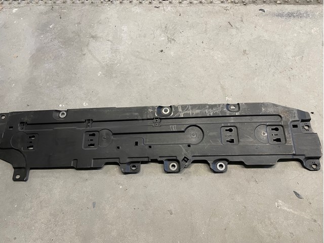 Захист днища, правий 32260495 VOLVO