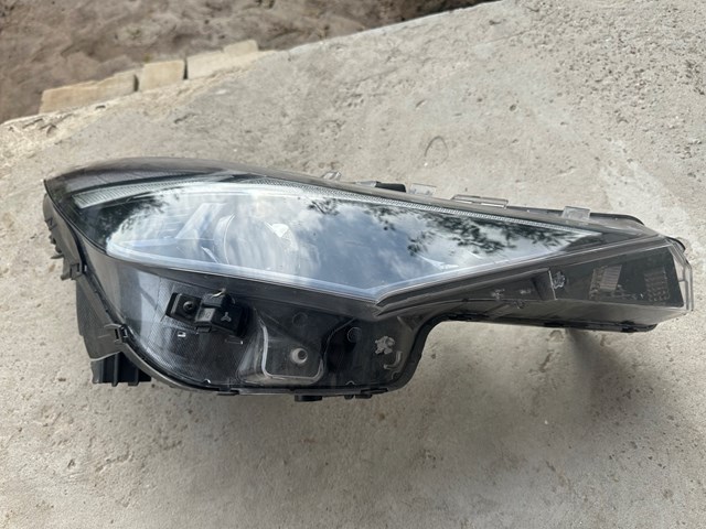Фара комбінована, передня 92102AA100 HYUNDAI