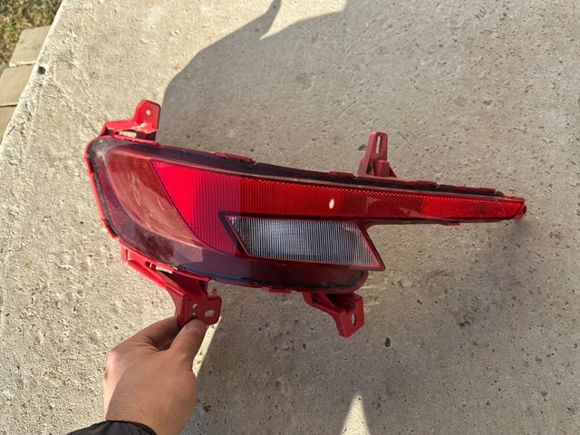 Правий катафот заднього бампера 92406F2510 HYUNDAI