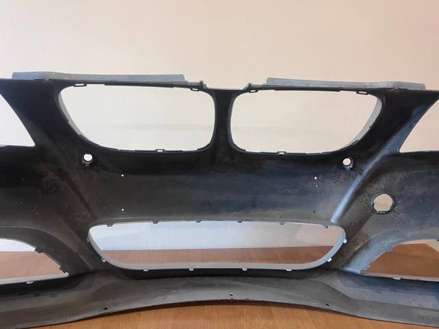 Кожух бампера переднього 51112147188 BMW