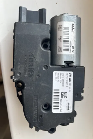 Мотор приводу люка 6R0959591 VAG