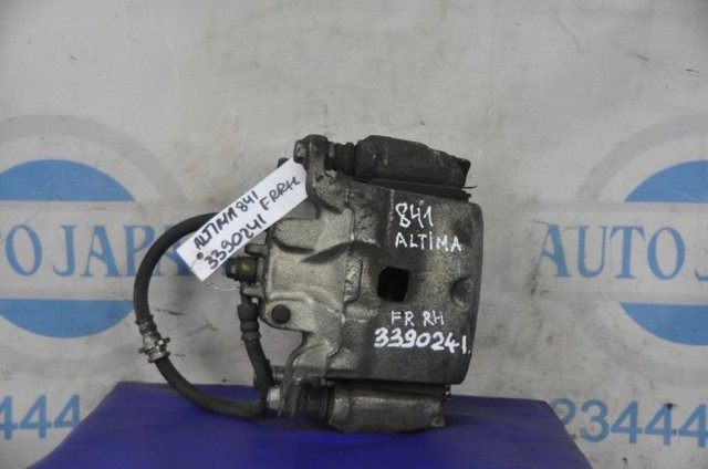 Супорт гальмівний, передній, правий 410013TA0A NISSAN