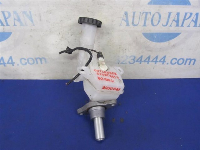 Циліндр головний гальма (Гідротормоз) Міцубісі Асх