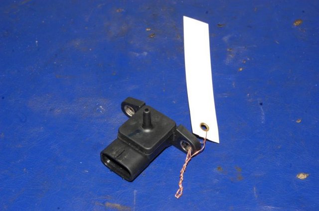 Датчик тиску повітря Toyota Auris UKP