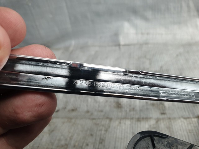 A2438858600 Mercedes