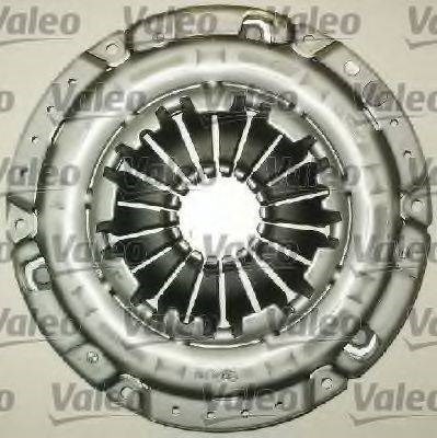 Комплект зчеплення (диск, корзина, підшипник) 821415 VALEO