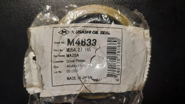 Сальник хвостовика редуктора заднього моста M4633 MUSASHI