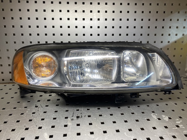 Основна фара - вставка 30698836 VOLVO