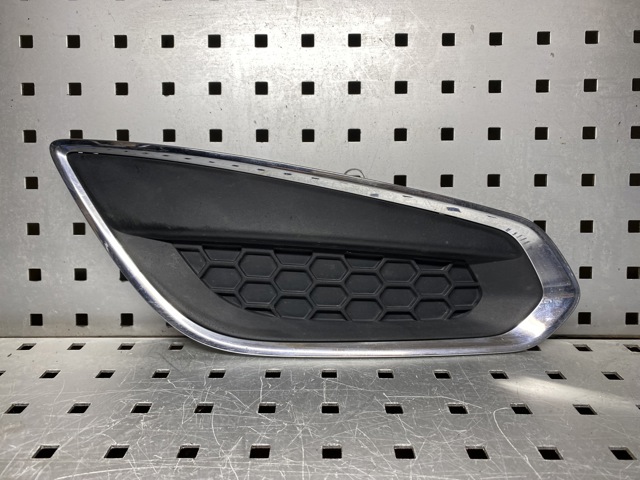Ободок/окантовка фари протитуманной 31294134 VOLVO
