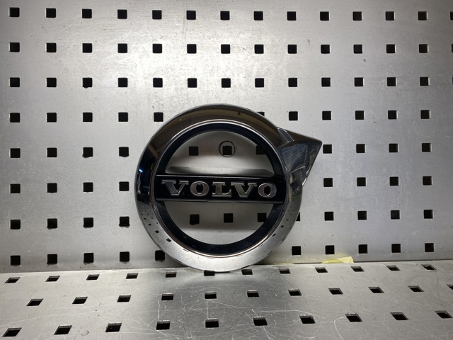 Емблема на решітку радіатора 31383645 VOLVO