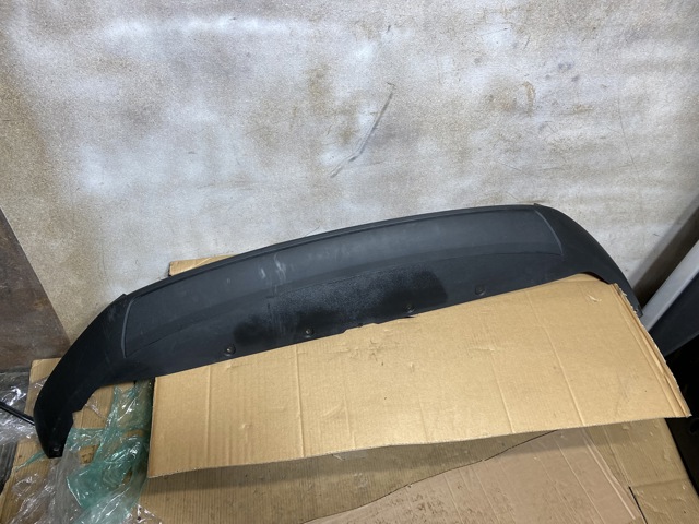 Накладка на передній бампер 32136097 VOLVO