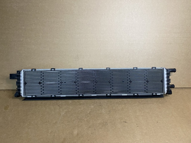 Радіатор охолодження двигуна, додатковий 4G0145804D VAG