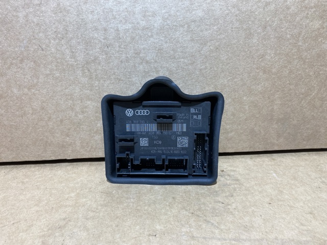 Блок комфорту передніх дверей 4G8959793J VAG
