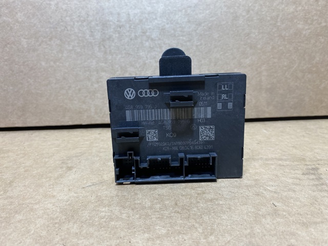 Блок комфорту задніх дверей 4G8959795J VAG