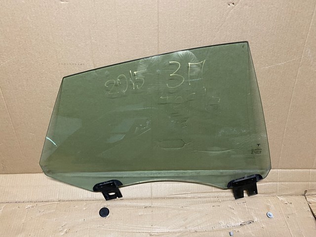 Вікно задніх дверей 600657100D TESLA
