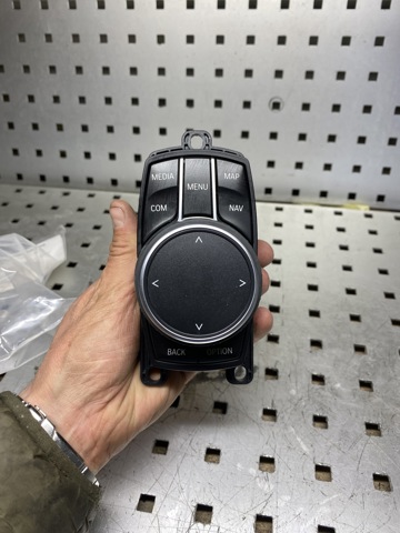 Комутатор системи запалювання 65829490069 BMW
