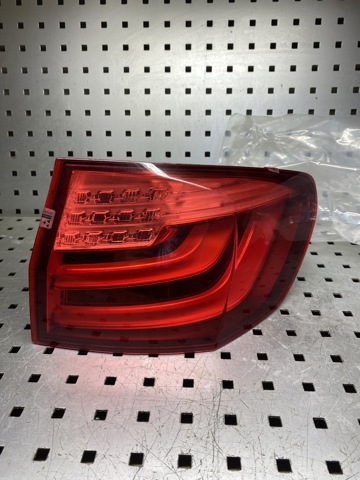 Ліхтар задній 7203233 BMW