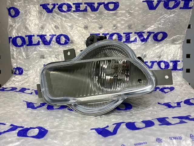 Фара протитуманна, права 8620229 VOLVO