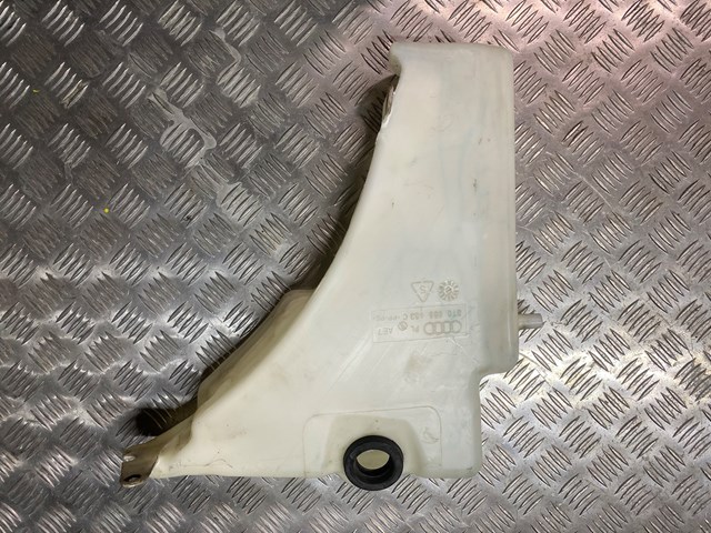 Бачок омивайки 8T0955453C VAG