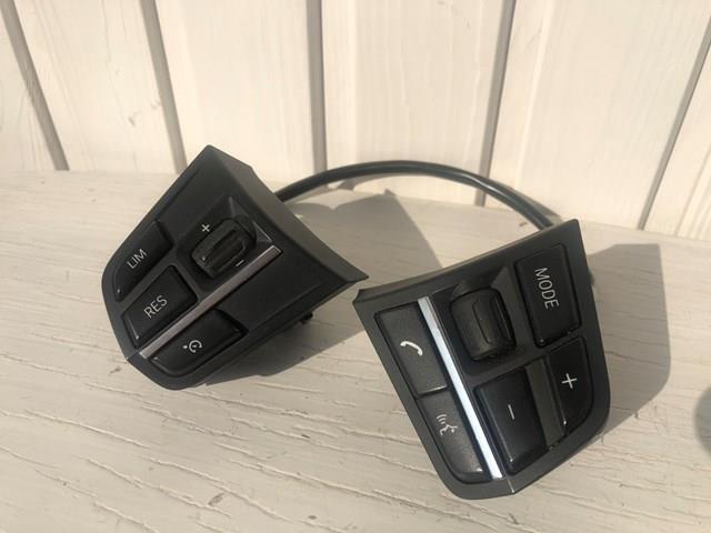 Блок кнопкових перемикачів кермового колеса 9218393 BMW