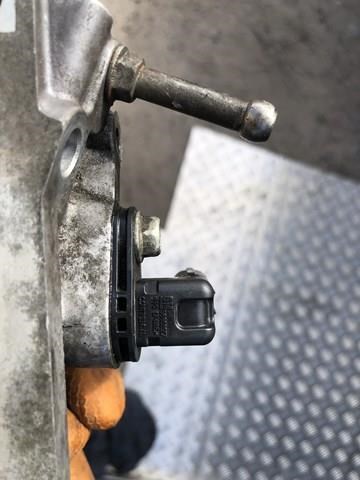 Датчик положення распредвалу 96868917 GM
