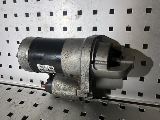Стартер двигуна M001T31071 MITSUBISHI