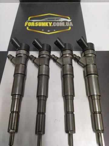 Форсунка дизельна в зборі, розпилювач + тримач 0445110130 BOSCH