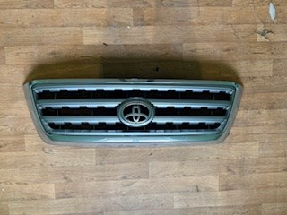 Решітка 531000C190 TOYOTA