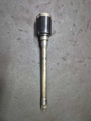 Піввісь передня, права 31608486202 BMW