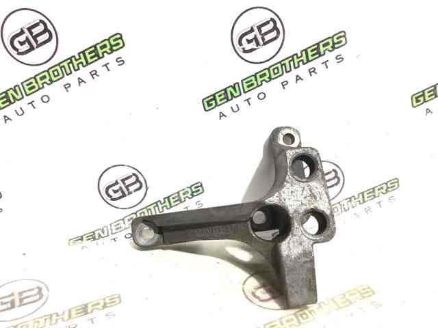 Кронштейн компресора кондиціонера 04627309AB CHRYSLER
