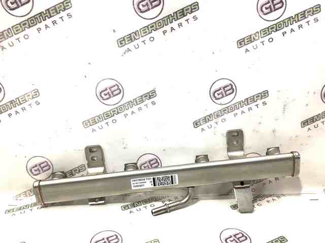 Рампа форсунок системи упорскування палива 04627892AB CHRYSLER