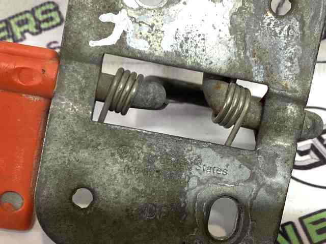 Замок кришки капота 1K8823186D VAG