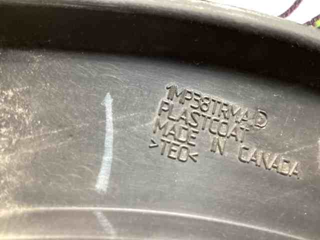 Молдинг переднього правого крила 1MP38RXFAC CHRYSLER