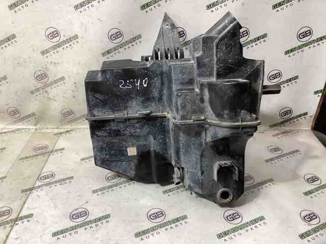 Бачок омивача лобового скла 289109HM0A NISSAN