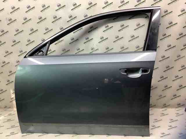 Двері кабіни 561831055G VAG