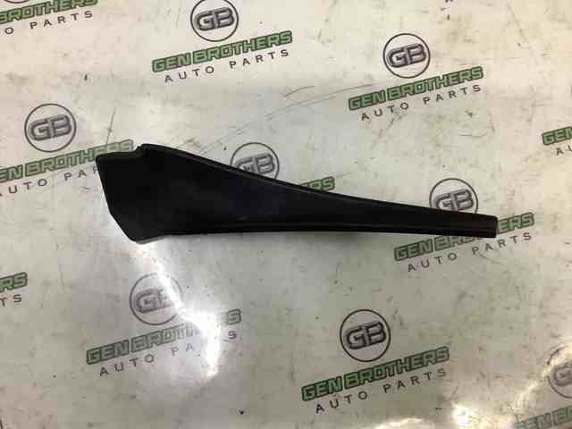 Ущільнювач арки крила 668944CL0A NISSAN