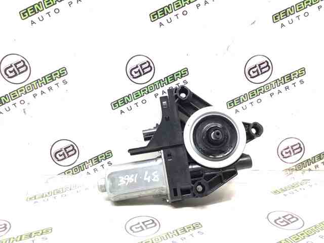 Мотор склопідйомника дверей задніх, правих 68079284AB CHRYSLER