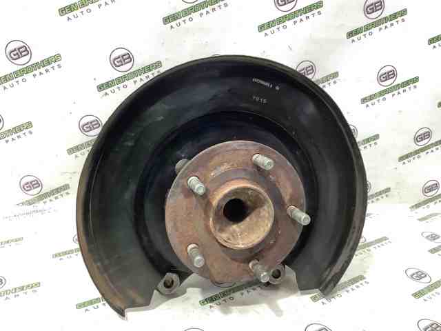 Цапфа поворотна права 68083244AE CHRYSLER