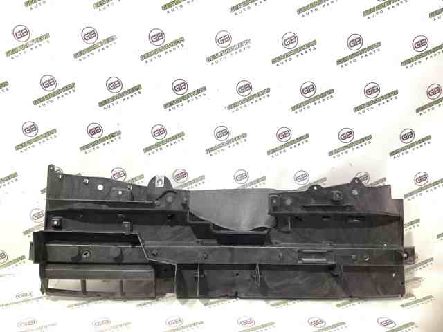 Повітропровід / дефлектор радіатора, верхній 68203073AA CHRYSLER