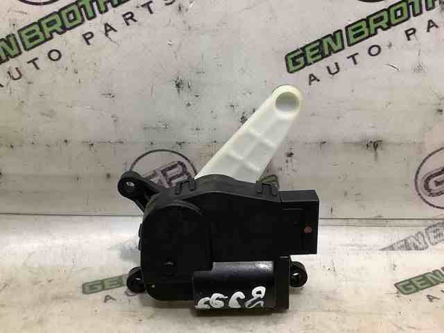 Двигун заслінки печі 68223051AA CHRYSLER