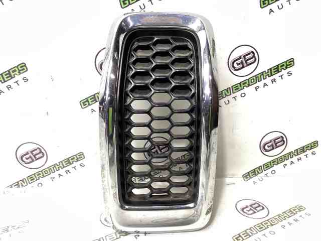 Решітка 68303626AA CHRYSLER