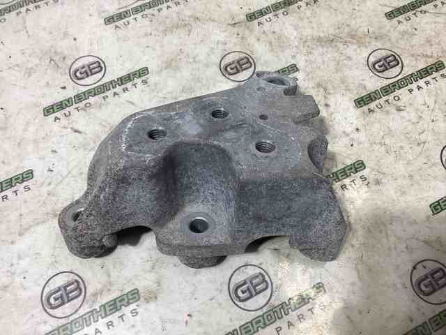 Кронштейн подушки КПП 68363284AB CHRYSLER