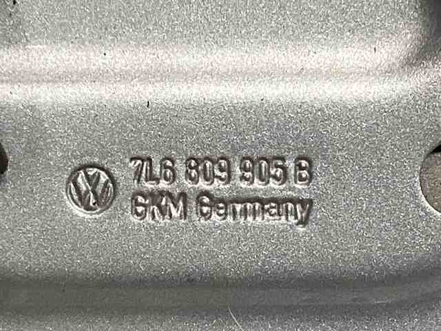 Дверцята бензобака Volkswagen Touareg I