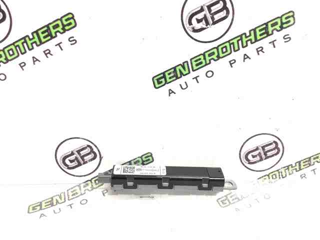 Підсилювач сигналу антени 7P6035552B VAG