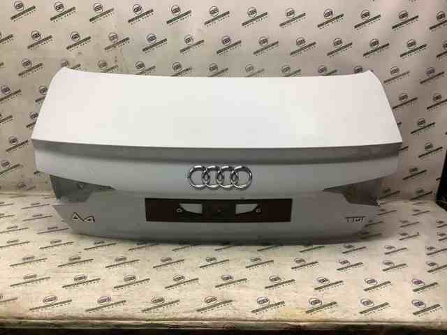 Кришка багажника кузова 8W5827025F VAG