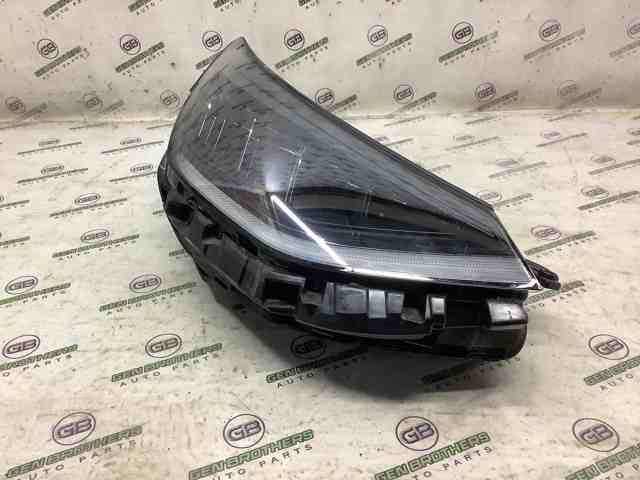 Фара основна права 92102L0100 HYUNDAI