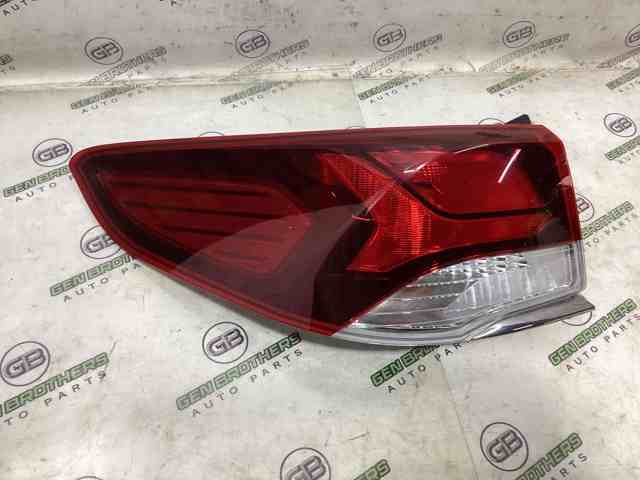 Фара задня права зовнішня 92401C1500 HYUNDAI