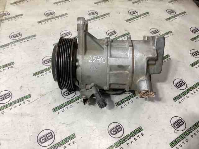 Компресор кондиціонера 926005AA0A NISSAN