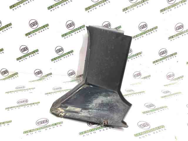 Кронштейн бампера заднього, правий DS7378403B22AE FORD